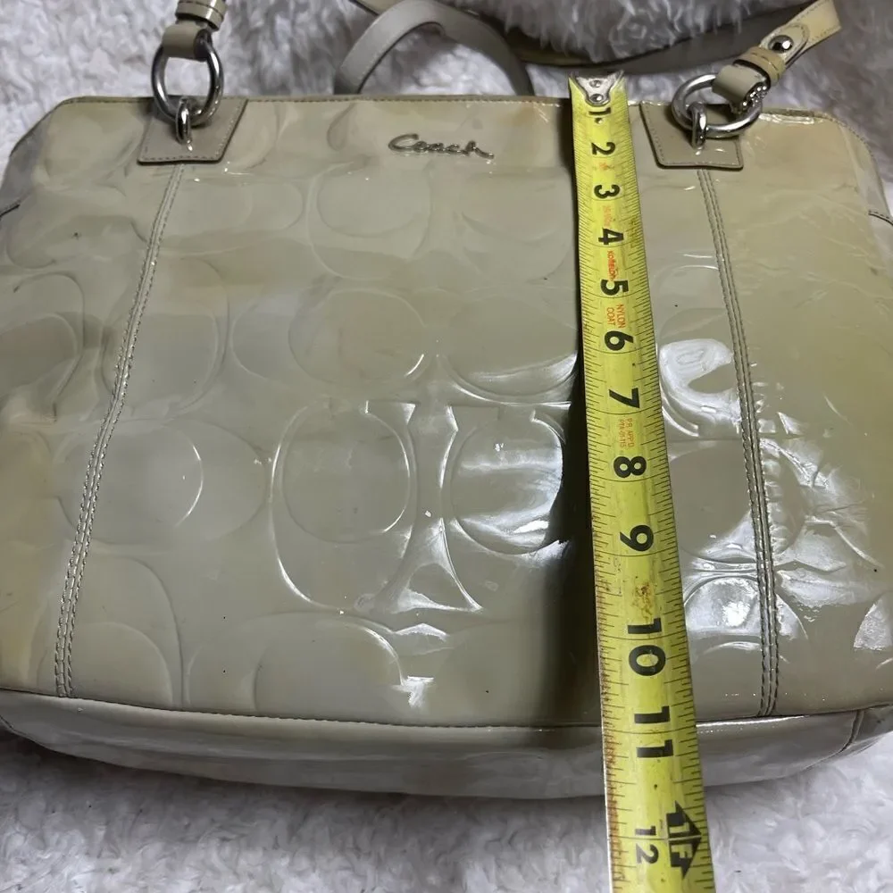 Vintage COACH patent Gray Leather Signature F17729 Tote silver tone hardwares